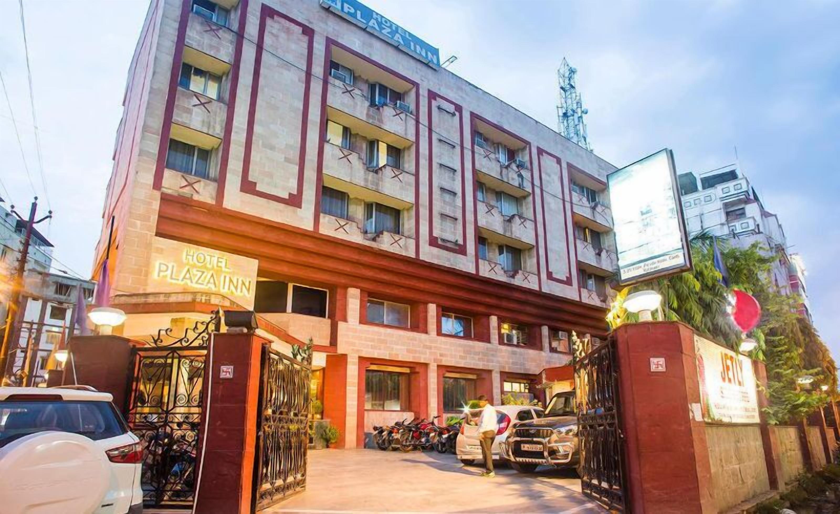 Hotel Plaza Inn - Varanasi — Photos 3
